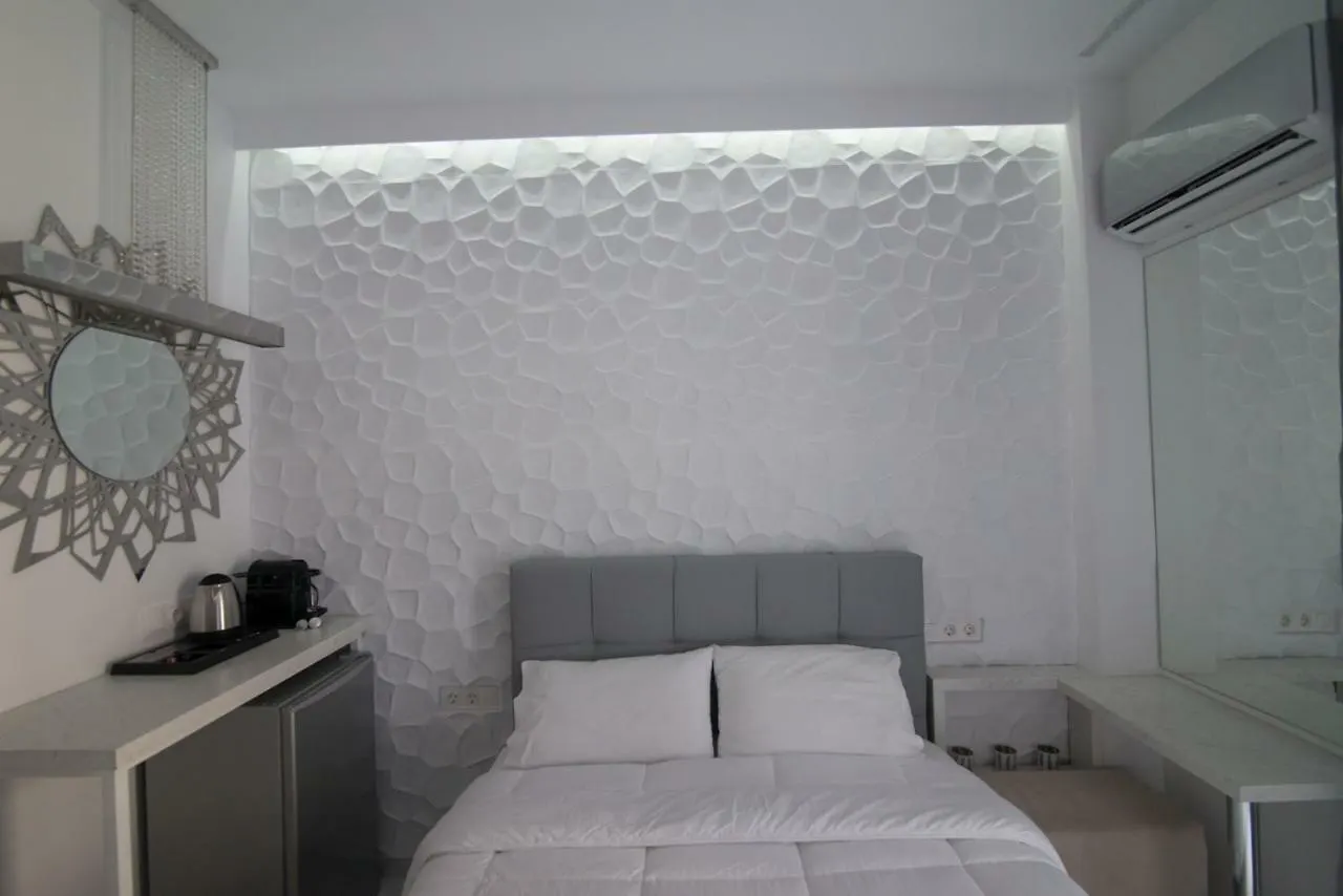 Petite Palace Aristotelous 3 Thessaloniki 0*,  Greece